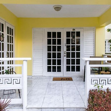 Quaint Mini-Mystic Studio! Appartement Ocho Rios Buitenkant foto