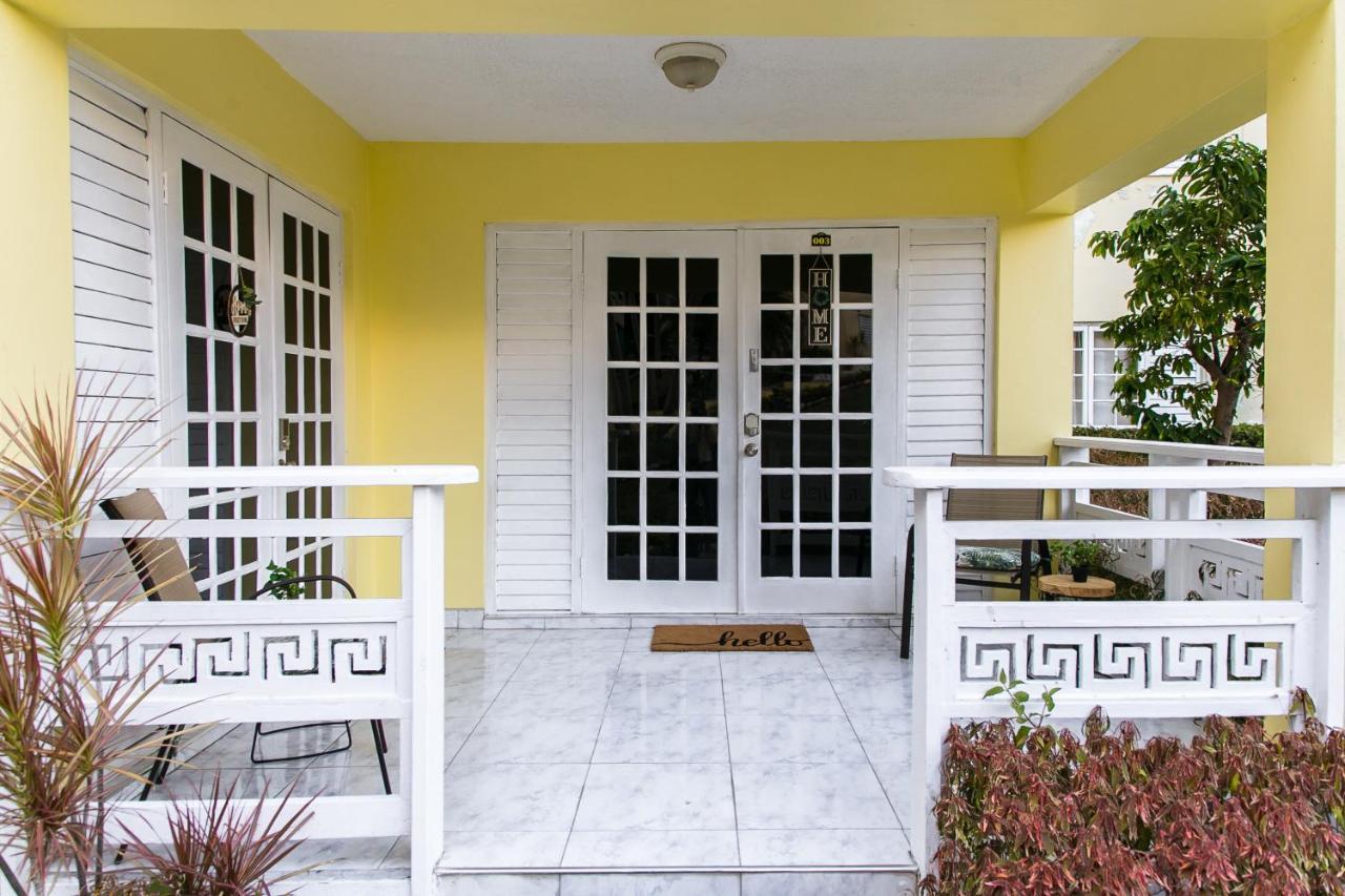 Quaint Mini-Mystic Studio! Appartement Ocho Rios Buitenkant foto